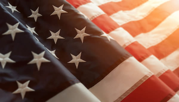 American flag to highlight content related to US markets traded on Pyramidtradefx.com
